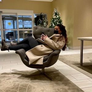 Meet your Posher, Stacy